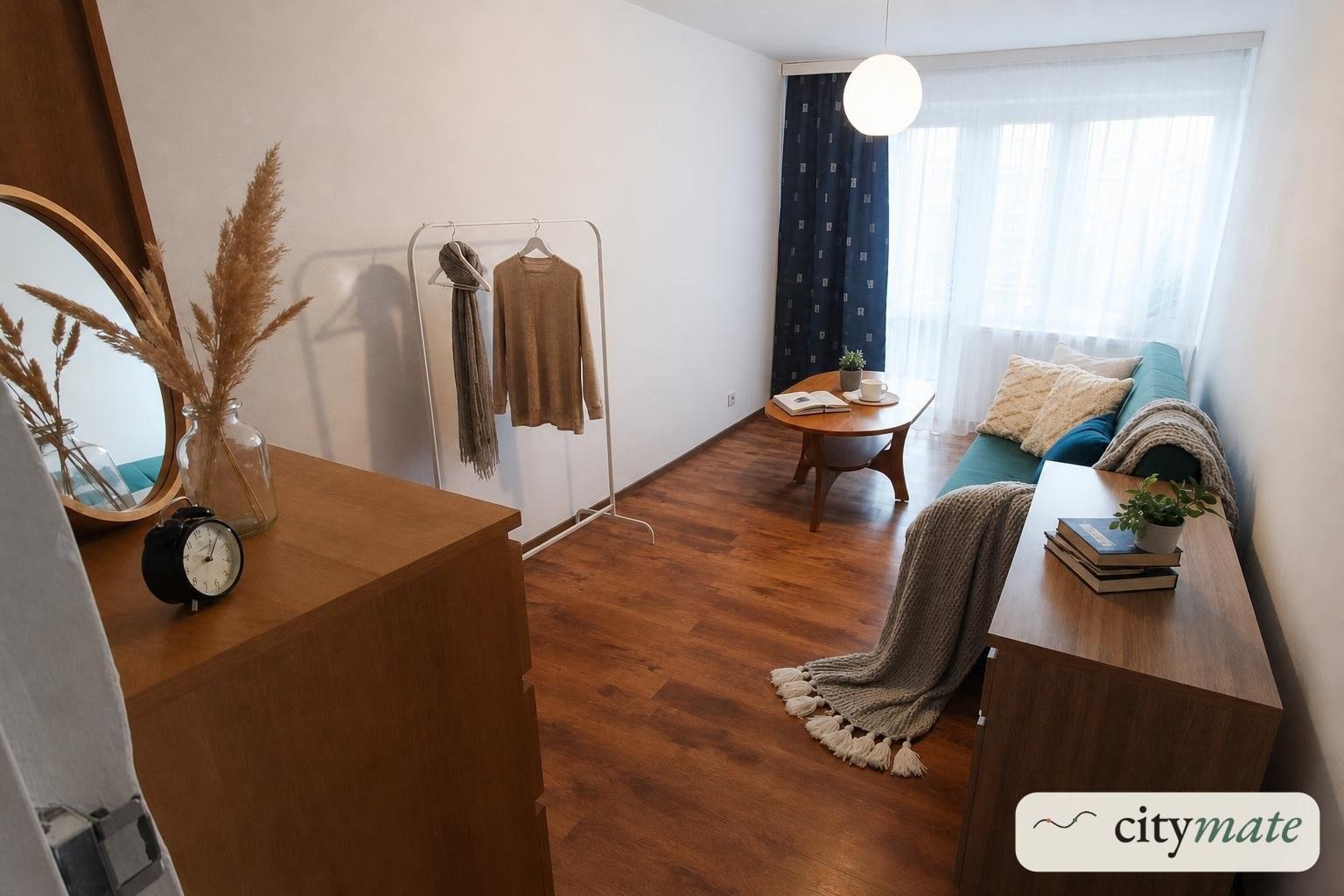 os. Przyjaźni 11B · Room 1
